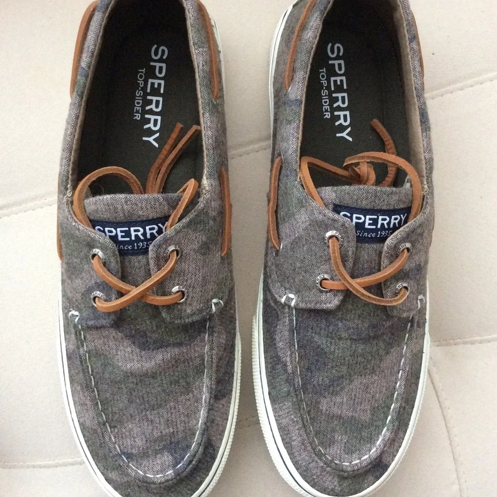 “NIB” Sperry Men’s Boat Shoe